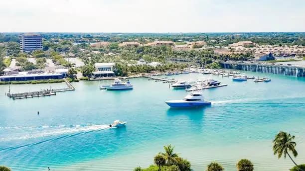 image of boats driving by Cato's Bridge